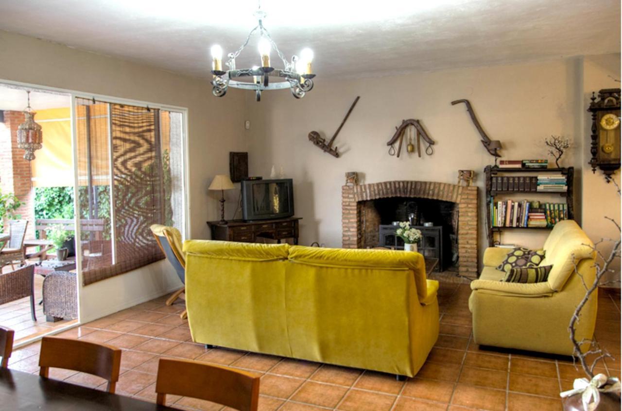 Paradise Villa In Mirandilla With Pool And Jacuzzi Esterno foto